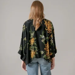 Black Chrysanthemum Crepe Short Kimono>Caroline Gardner Store
