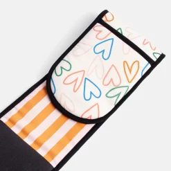Multi Outline Hearts Double Oven Glove><noscript><img width=