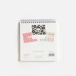 Pink Hearts 2025 Desk Calendar><noscript><img width=