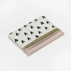 Scattered Hearts Travel Card Holder><noscript><img width=